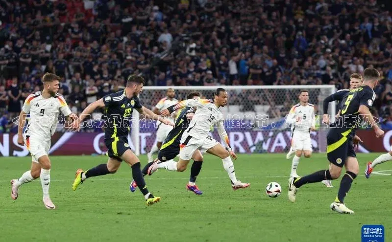 长征娱乐注册登录轻美电器<足球运动员软骨素补钙：打造强健关节，提升运动表现>